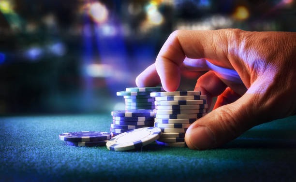 Super Sic Bo betting interface showing dice outcomes and payout ratios